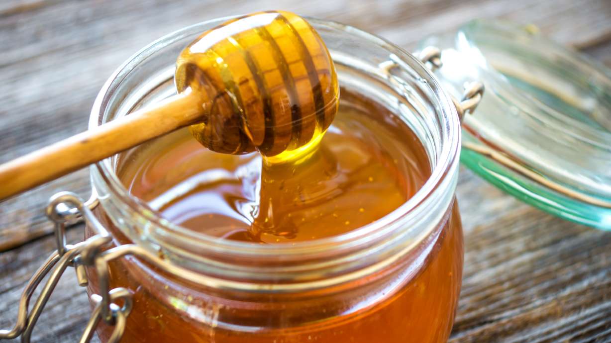 Why your next 'miracle supplement' should be a jar of raw honey - KSL.com