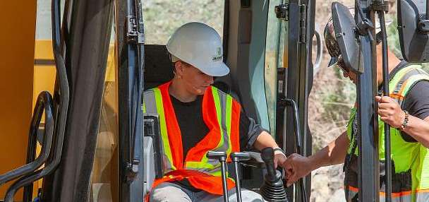14-year-old former patient breaks ground on Huntsman Cancer Institute expansion