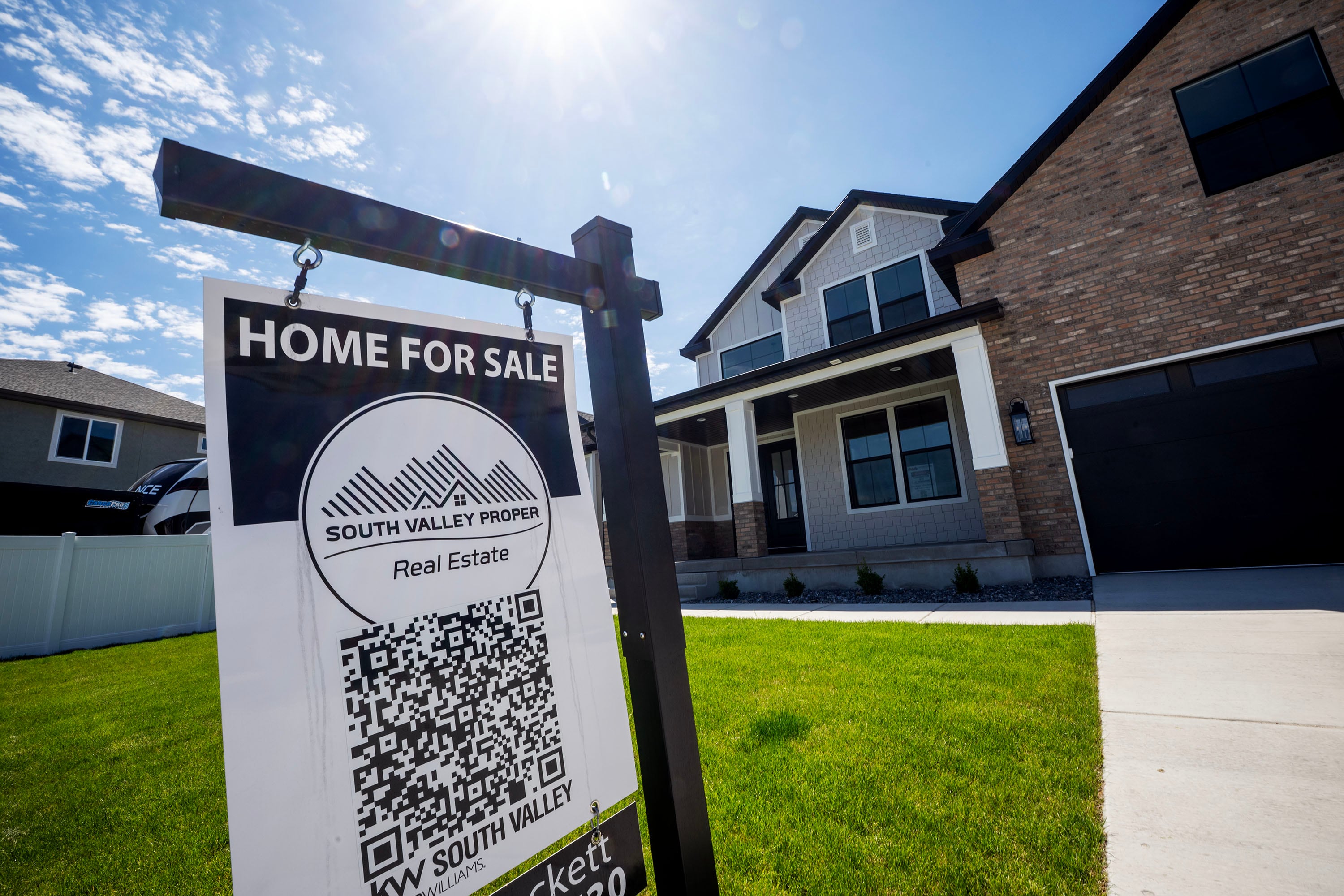 Mortgage rates rose sharply this week across the nation