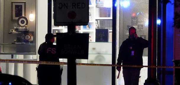 Suspect dead after opening fire near White House security checkpoint, Secret Service says