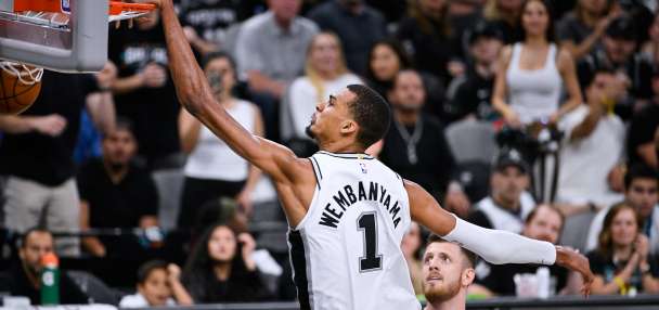 Wembanyama scores 33 points to help Spurs rebound and trounce Thunder 103-82 to even West finals