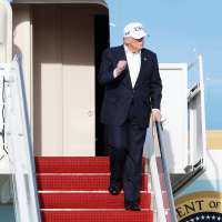 Trump wraps up 3-hour medical visit to Walter Reed; says 'Everything checked out PERFECTLY'