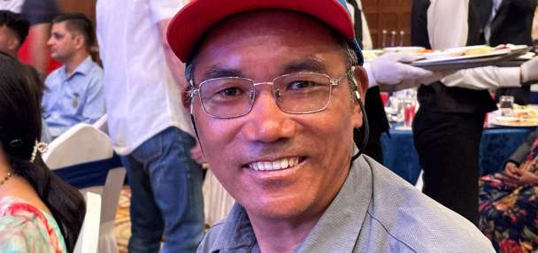 Climbers meet in Nepal to discuss the challenges of scaling Mount Everest