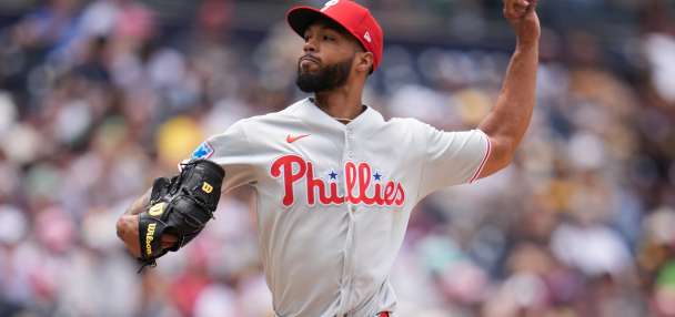 Sánchez sets Phillies franchise record by extending scoreless streak to 44 2/3 innings