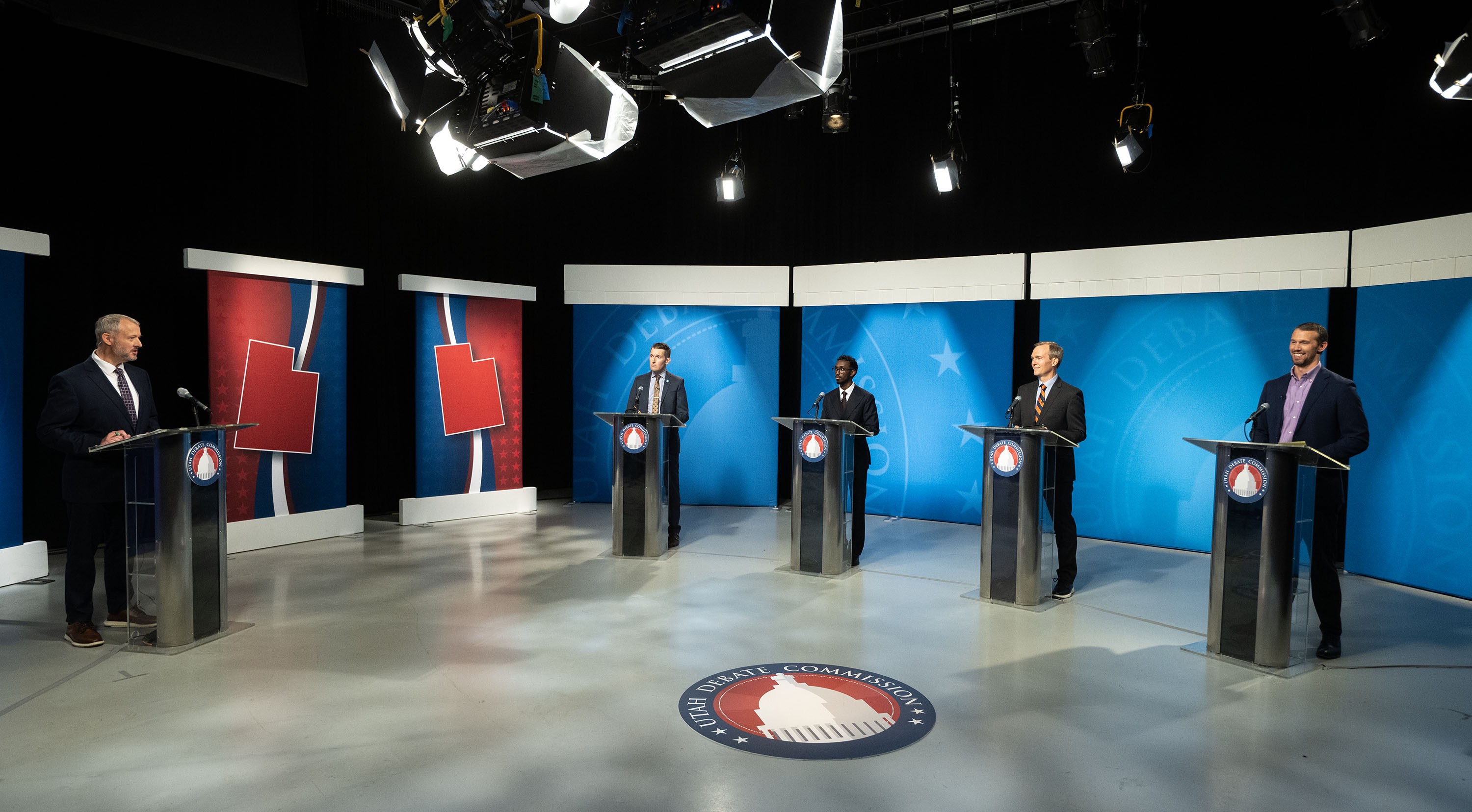 Dem hopefuls stake out progressive positions during feisty congressional debate