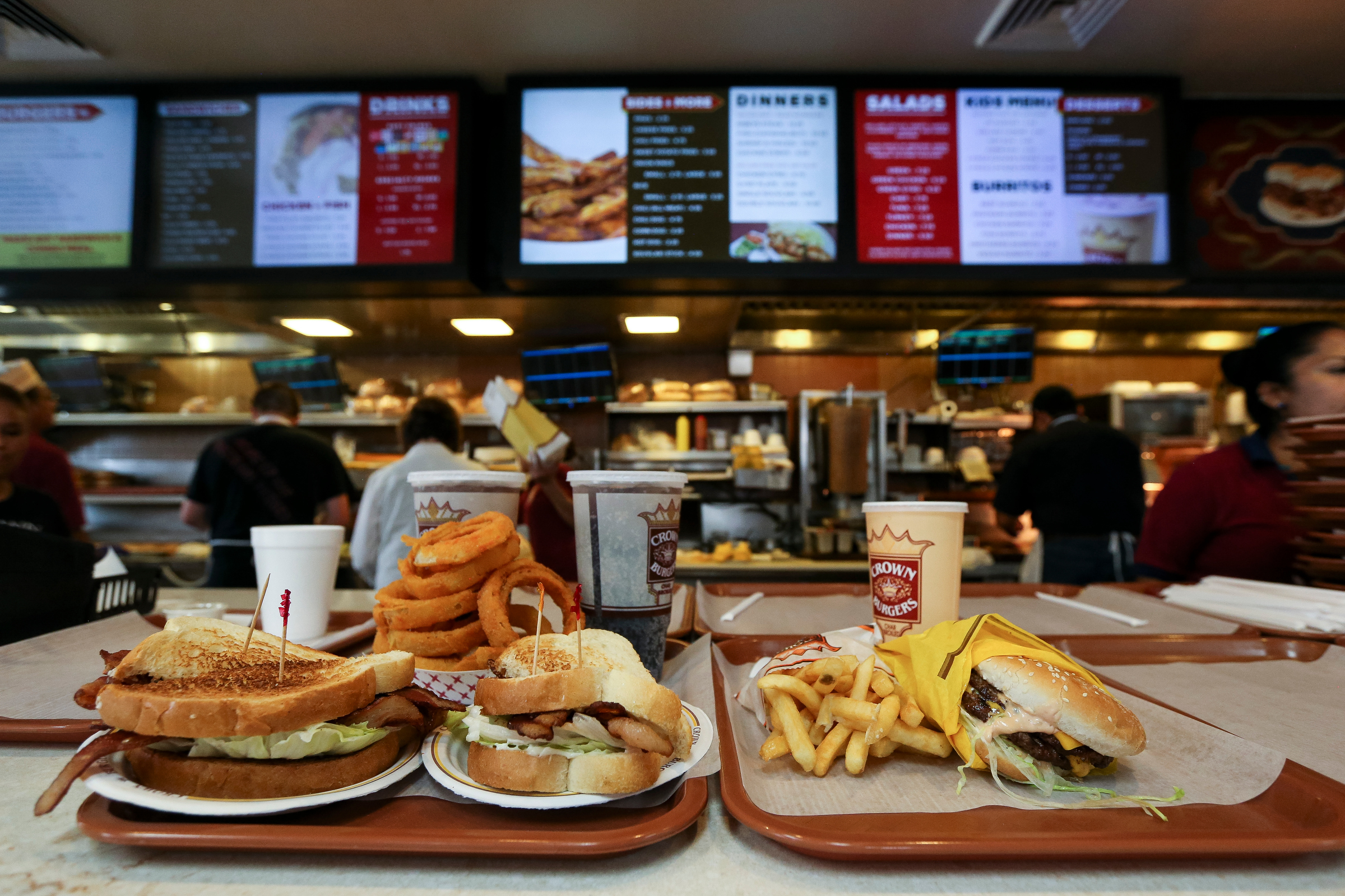 Fire leads to closure of Crown Burgers in Sandy