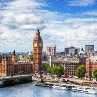 Tour England, Ireland and Scotland for less than $5,000 including round-trip air