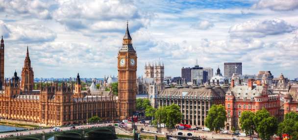 Tour England, Ireland and Scotland for less than $5,000 including round-trip air