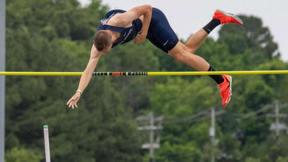 Utah State's Logan Hammer became just the fifth Aggie to ever qualify for five different national championships with a seventh-place pole vault of 5.37 meters (17-7 1/4) in Thursday's NCAA West preliminaries in Fayetteville, Arkansas.