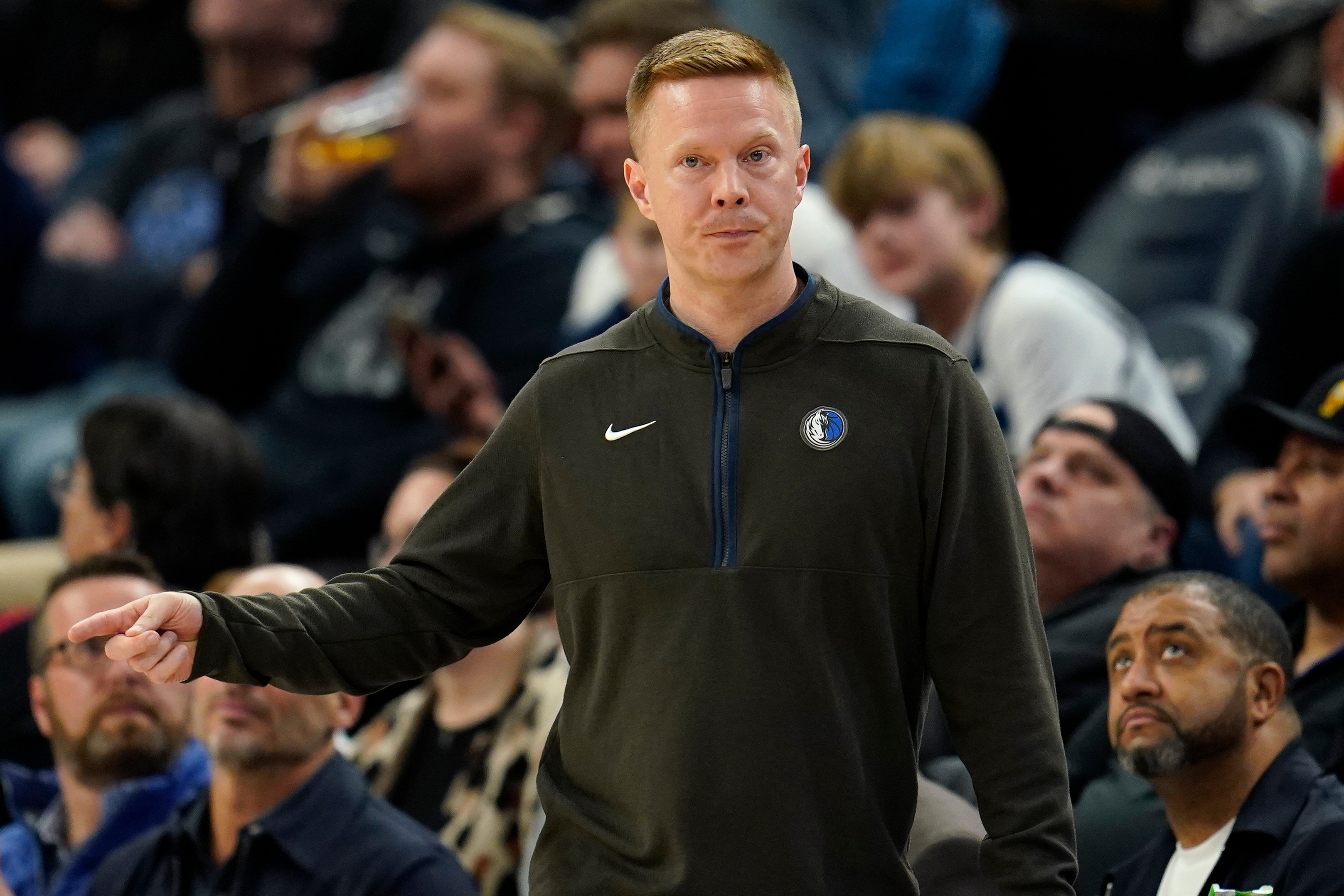 Magic, Spurs assistant Sean Sweeney are finalizing deal to make him their head coach, AP source says