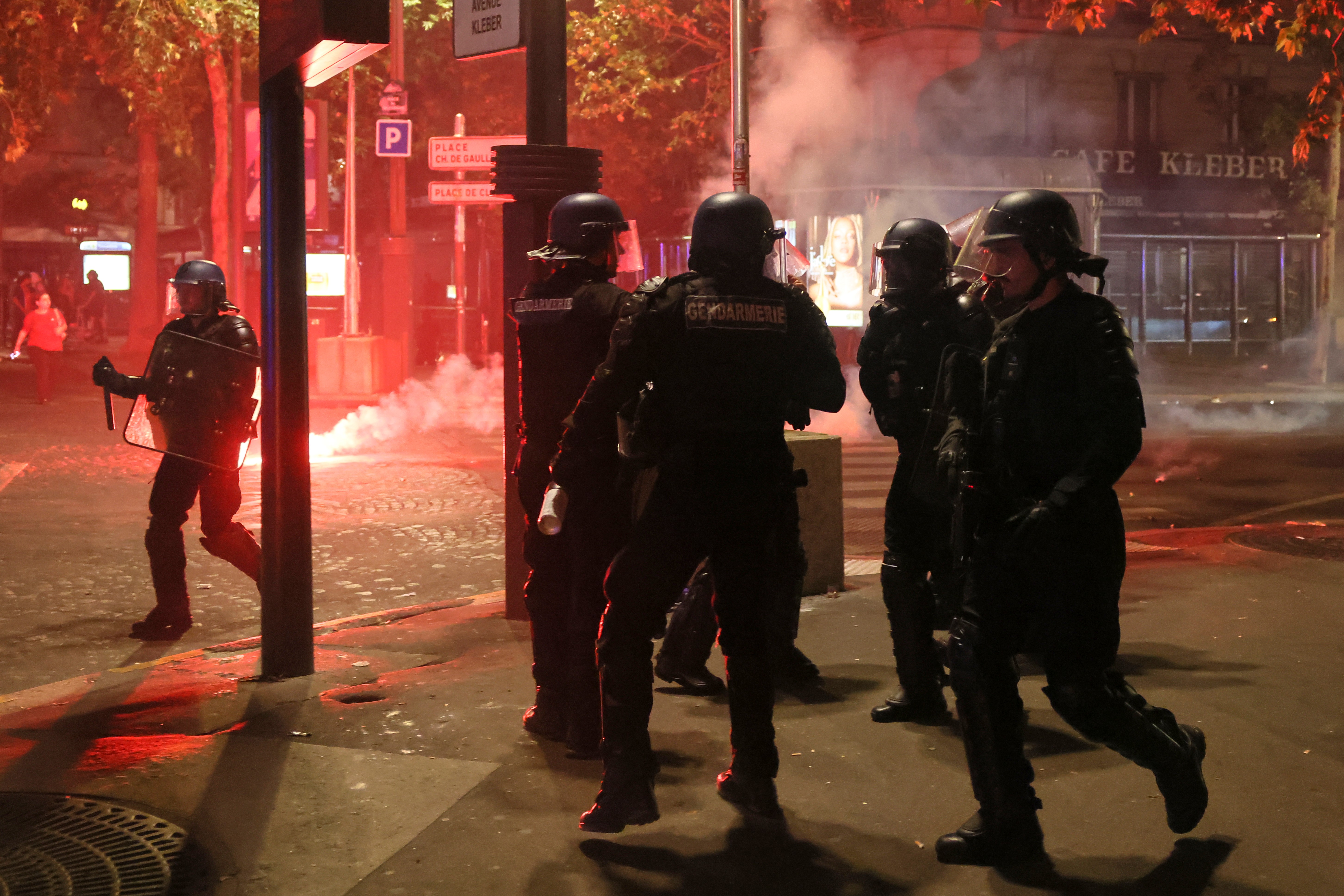 France detains hundreds of rioters after Paris Saint-German wins Champions League