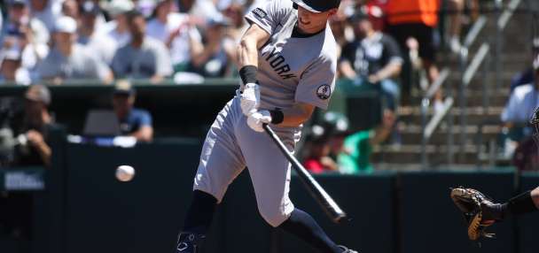 The Yankees score 13 runs in an inning for the 1st time in 21 years