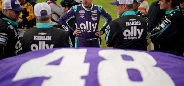 Battling vertigo, NASCAR driver Alex Bowman says 'I'm as close to 100% as I'm going to get'