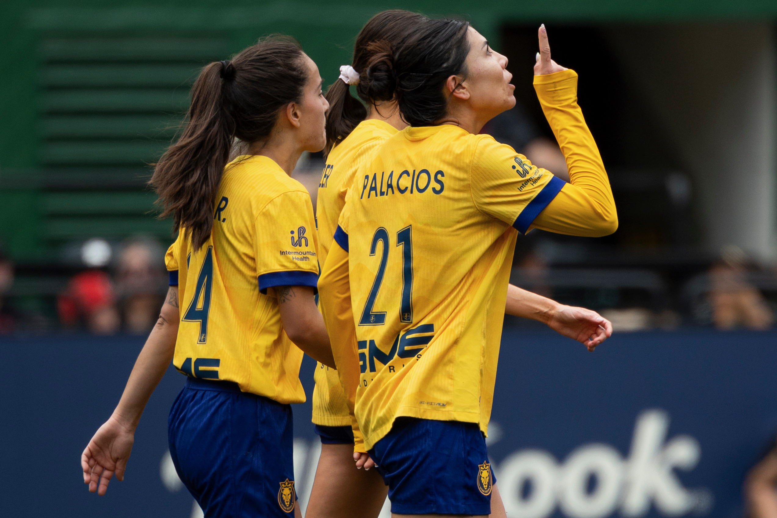 Utah Royals' record 10-match unbeaten streak snapped in Chicago