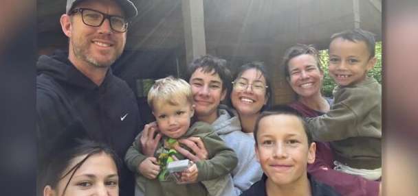 Small business owner steps in to help family whose van was stolen on vacation