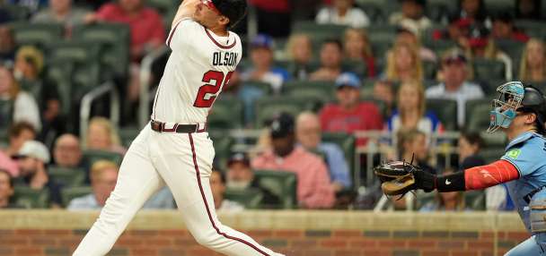 Matt Olson, baseball's iron man, stars for the Braves on Lou Gehrig Day