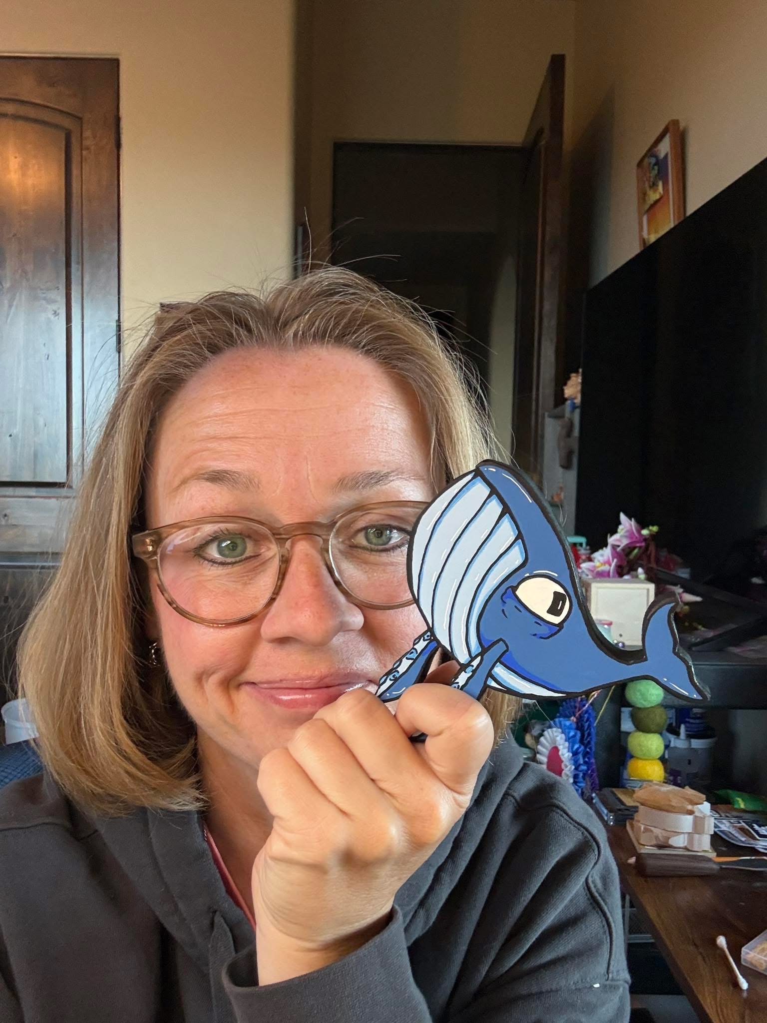 St. George teacher does 'art drops' as a way to make kids smile during summer