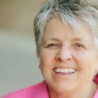 Mary Ellen Edmunds, Latter-day Saint author and BYU Women's Conference pillar, dies at 86