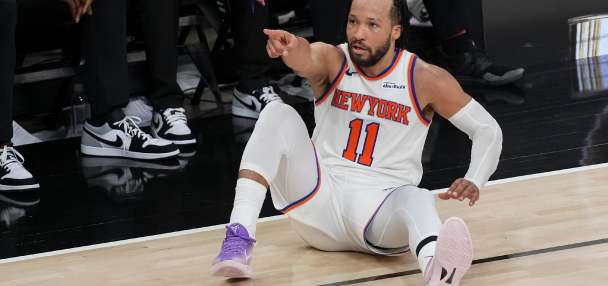 Captain Clutch: Jalen Brunson comes up with late-game heroics, Knicks top Spurs in Game 1 of finals