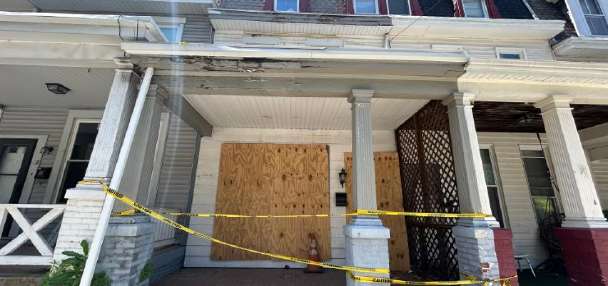 Couple charged after keeping hundreds of 'street rats' in home, court docs say