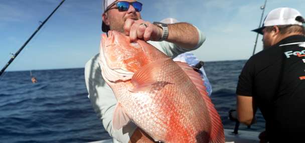 A fish fight off Florida tests Trump's drive to deregulate America's seas