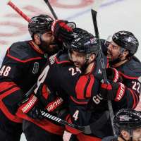 Hurricanes thriving in high-pressure playoff settings as Stanley Cup Final shifts West for Game 3