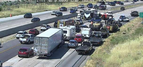 8-vehicle crash shuts down northbound I-15 in Riverdale