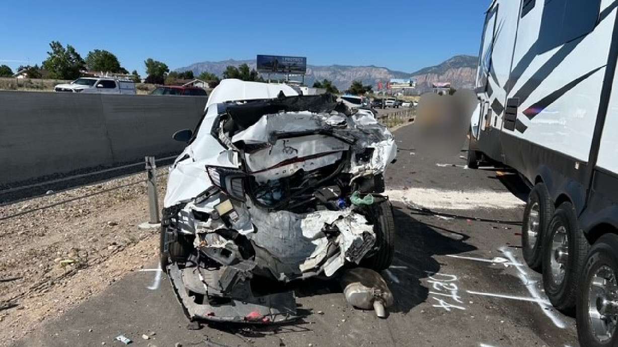 A crash involving nine vehicles caused major traffic impacts on Friday.