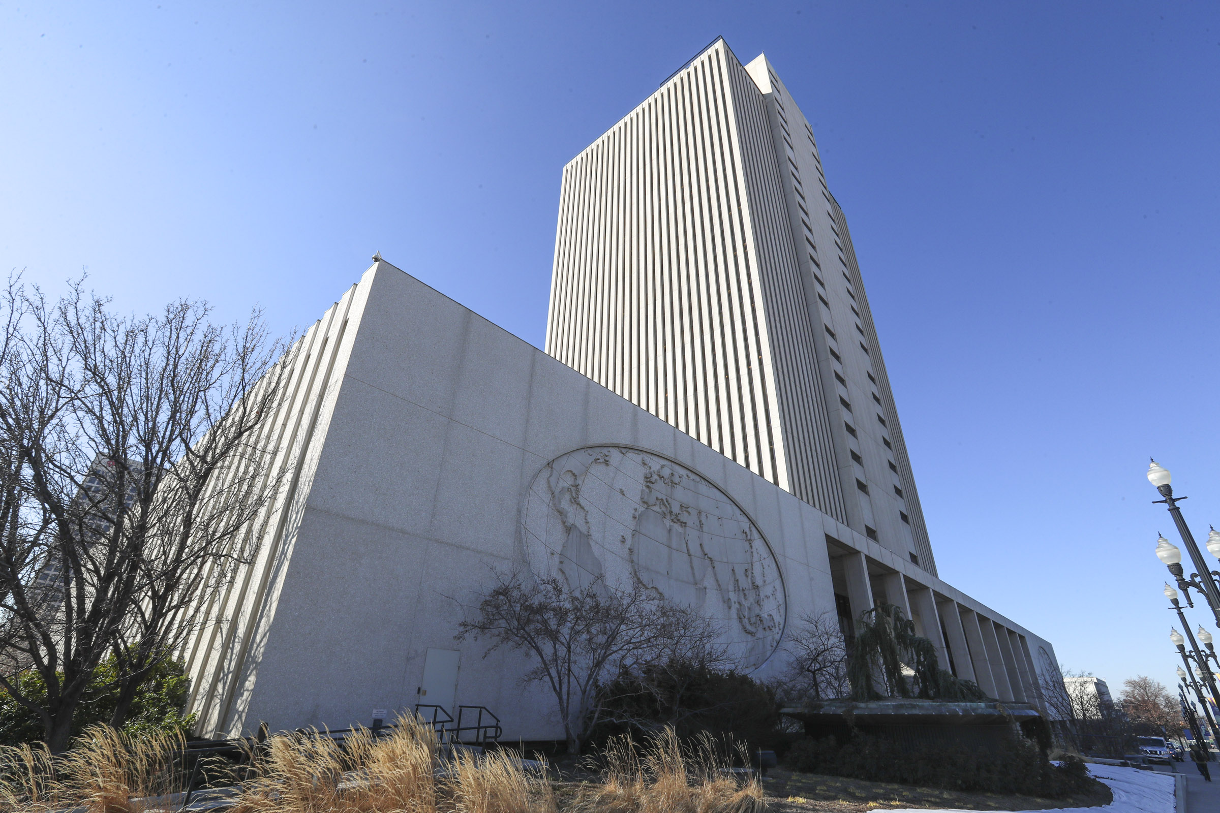 Lee, Curtis defend Church of Jesus Christ as 'Christian' after new Pentagon classification