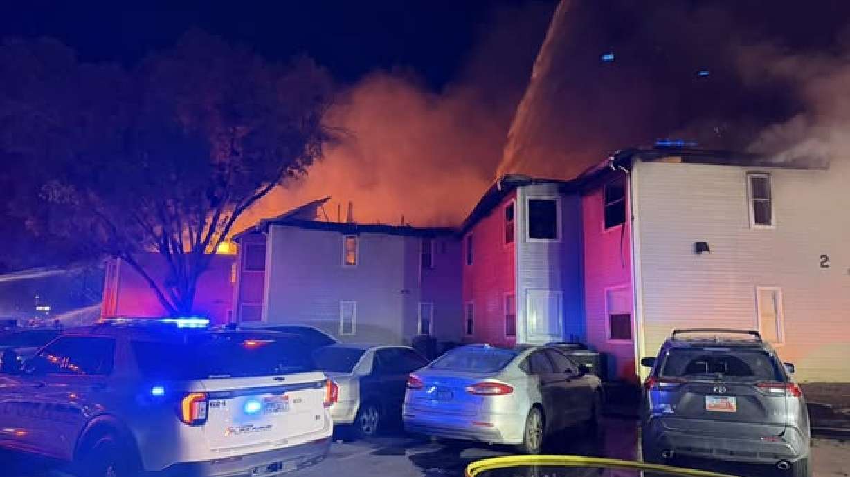 A fire destroyed an apartment building in St. George early Sunday.