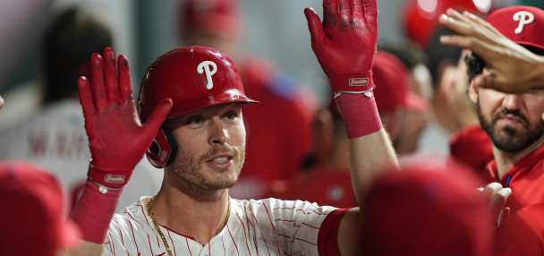 Max Kepler signs with Diamondbacks while still serving suspension for performance-enhancing drugs