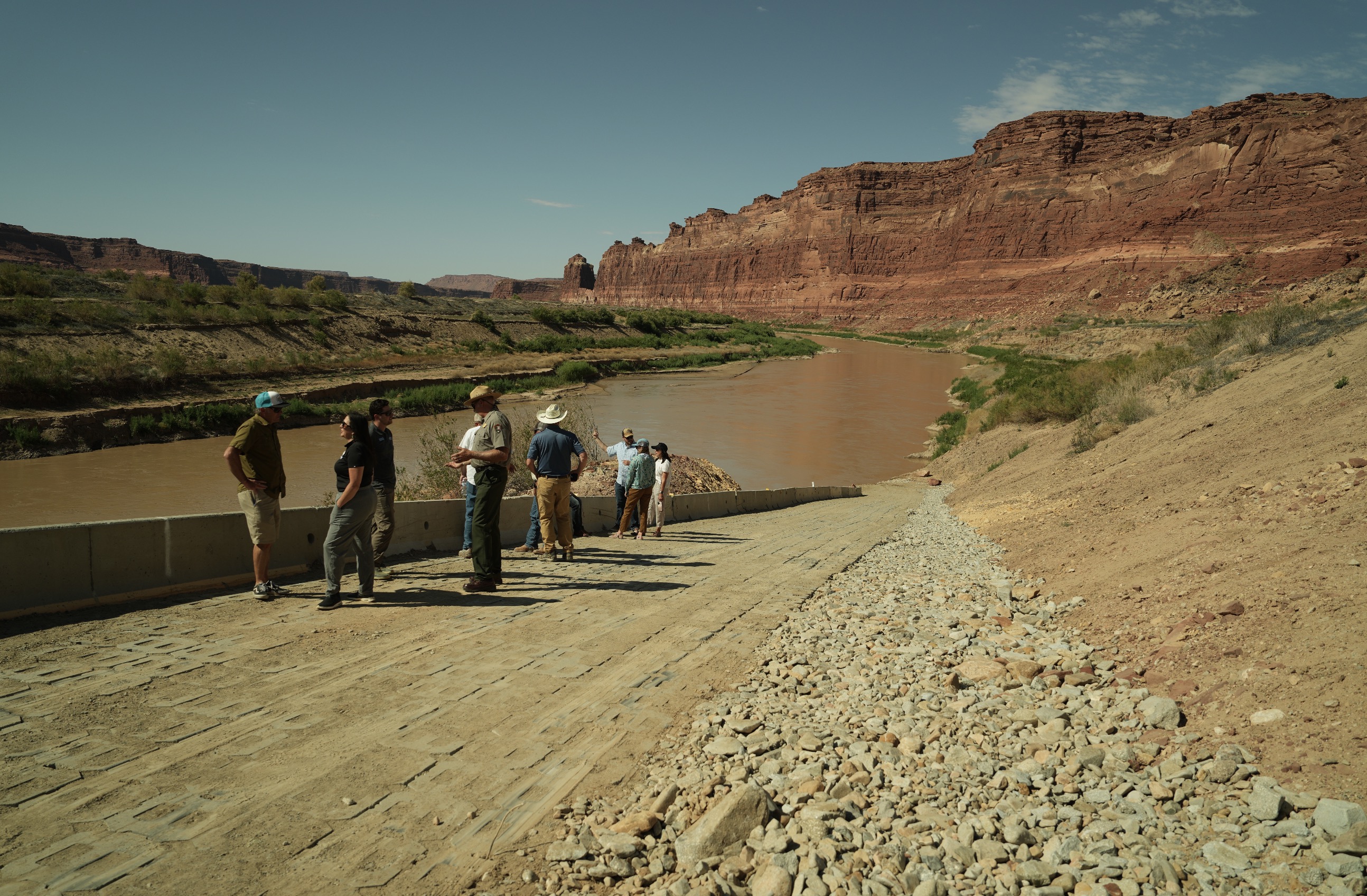 New temporary ramp keeps Utah recreation area operational amid Lake Powell's decline