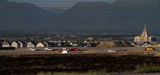As Saratoga Springs grapples with wildfire concerns, fireworks aren't off the table. Here's why