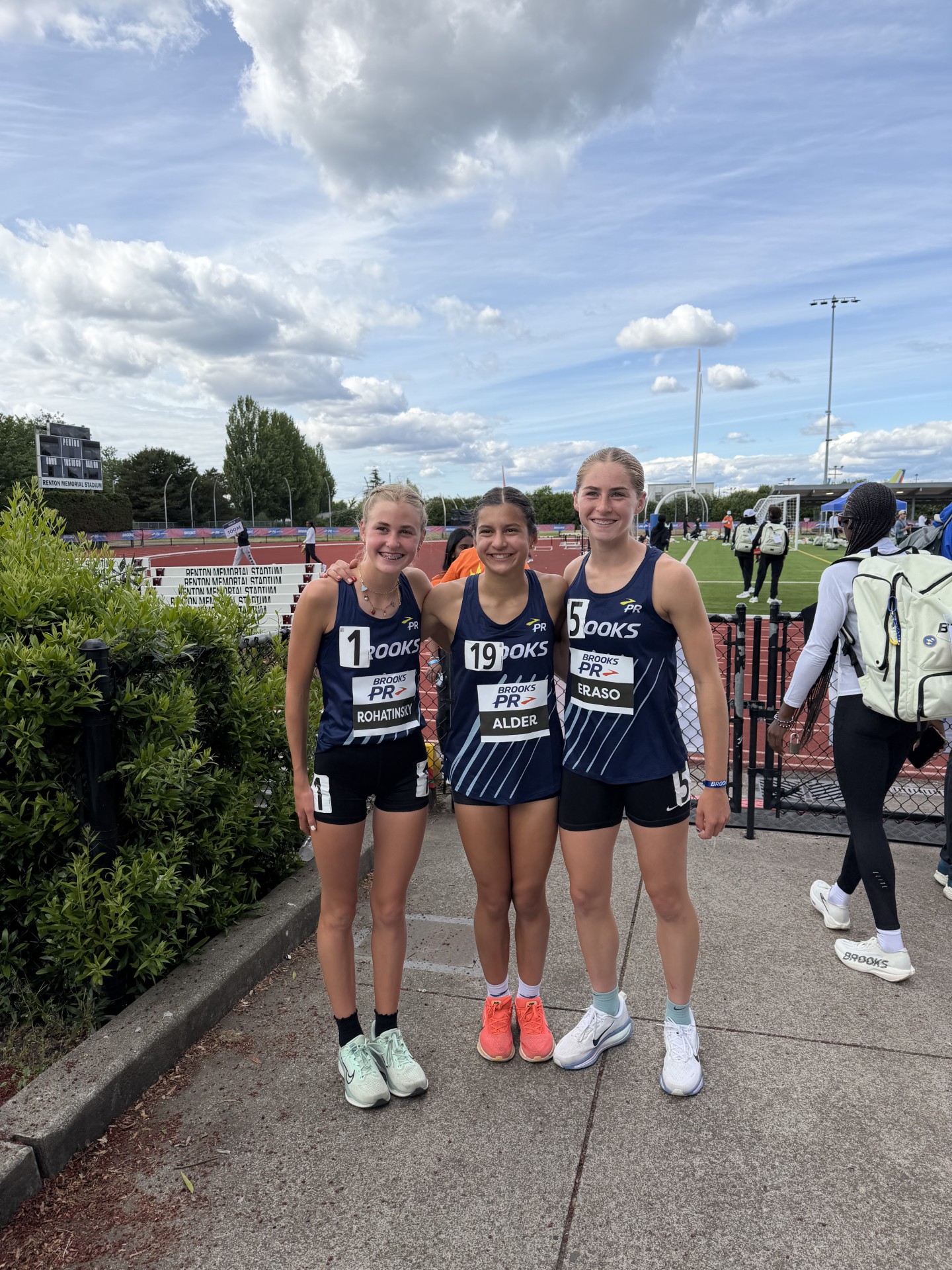 Provo teen runs 4:38 mile to break middle school world record