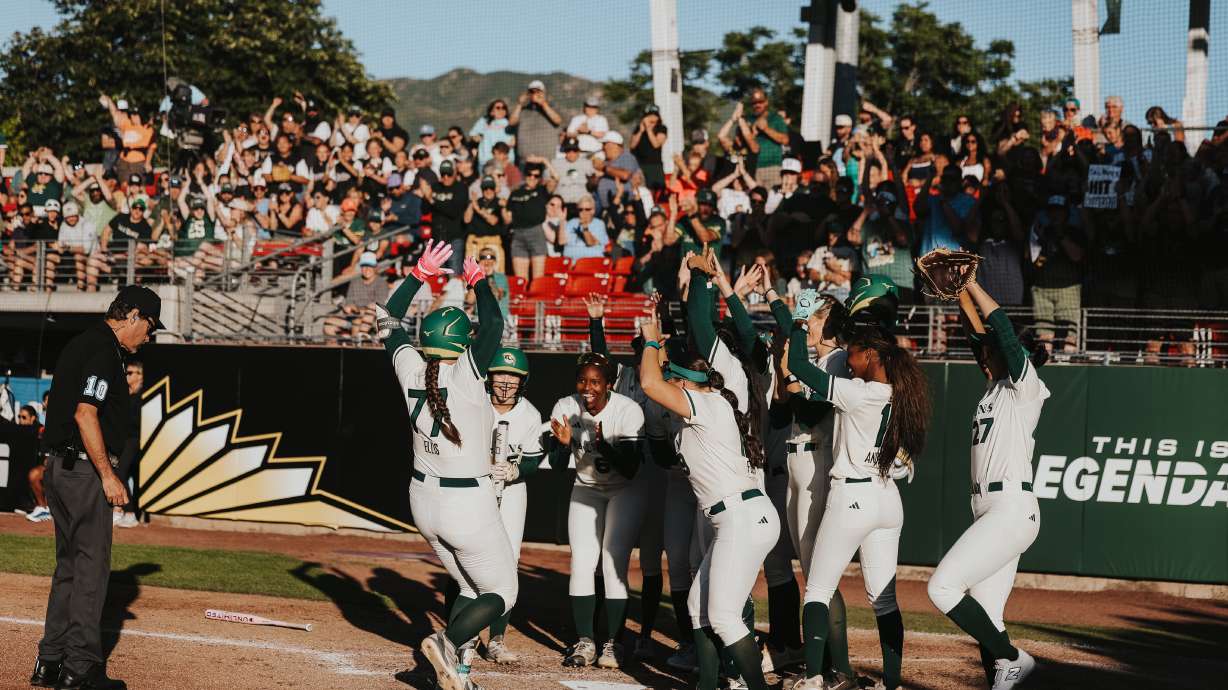 'A lot of people live and breathe softball': Utah Talons inspire packed stadium in home opener