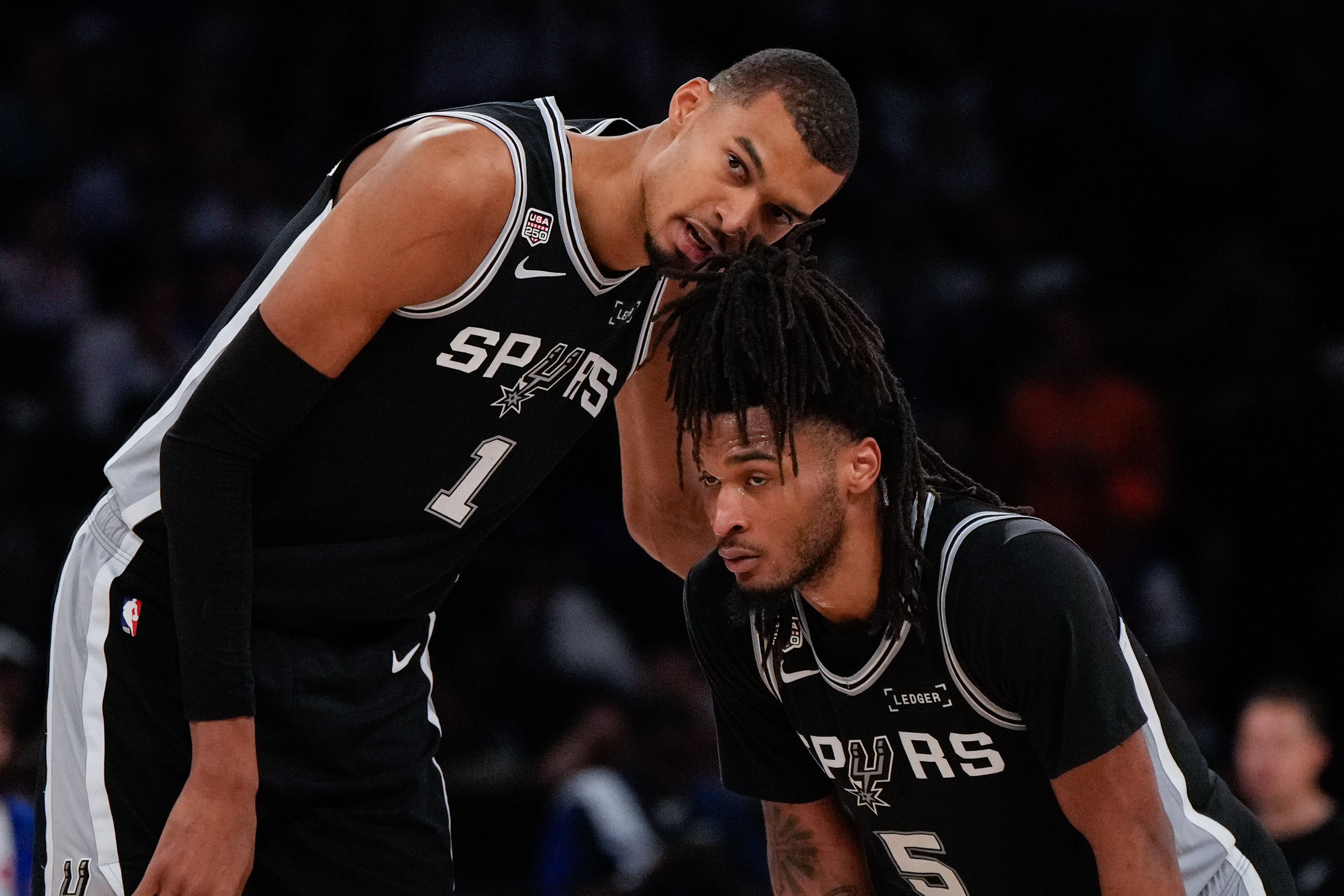 Knicks and Spurs set for Game 4 of an NBA Finals that have belonged to the road teams