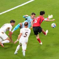 Hwang In-beom sparks South Korea's 2-1 comeback win over the Czech Republic at the World Cup