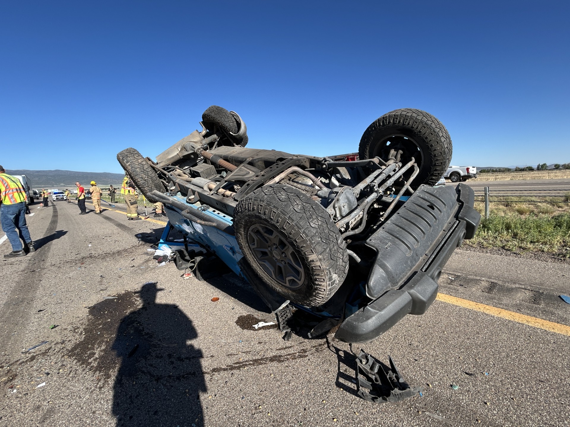 Northbound I-15 closed in Iron County following 3-vehicle crash