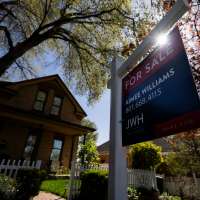 Pending home sales down nationwide amid record costs