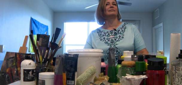 Ukrainian refugee living in Utah finds hope through art