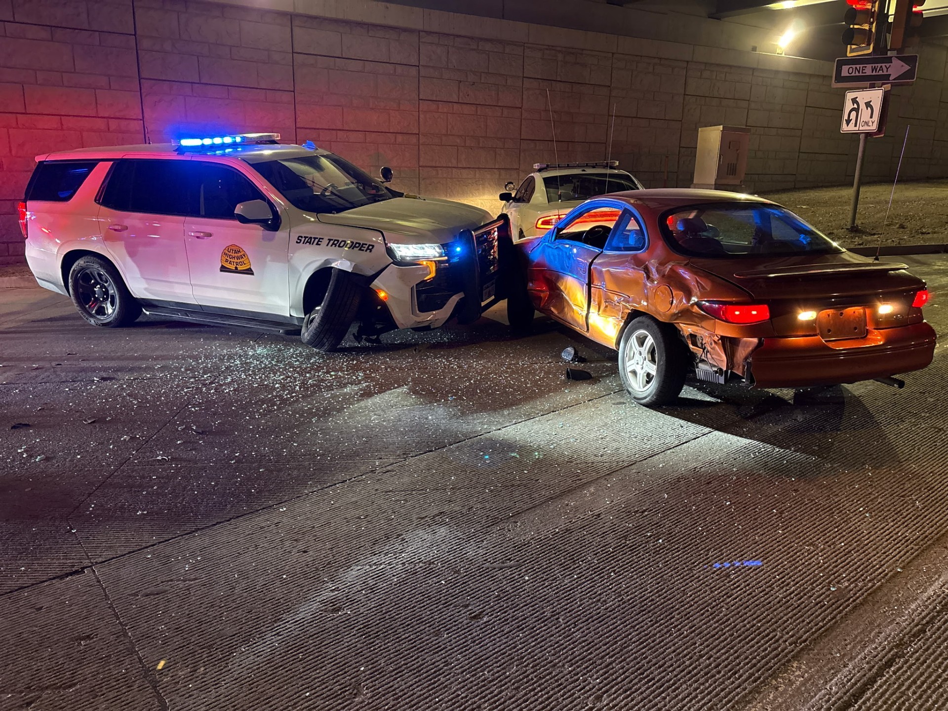 Driver arrested, accused of fleeing, hitting Utah Highway Patrol cars
