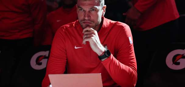 Bulls finalizing hire of Tiago Splitter as coach, AP source says