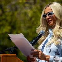 Paris Hilton returns to Utah supporting parent lawsuit against Provo Canyon School