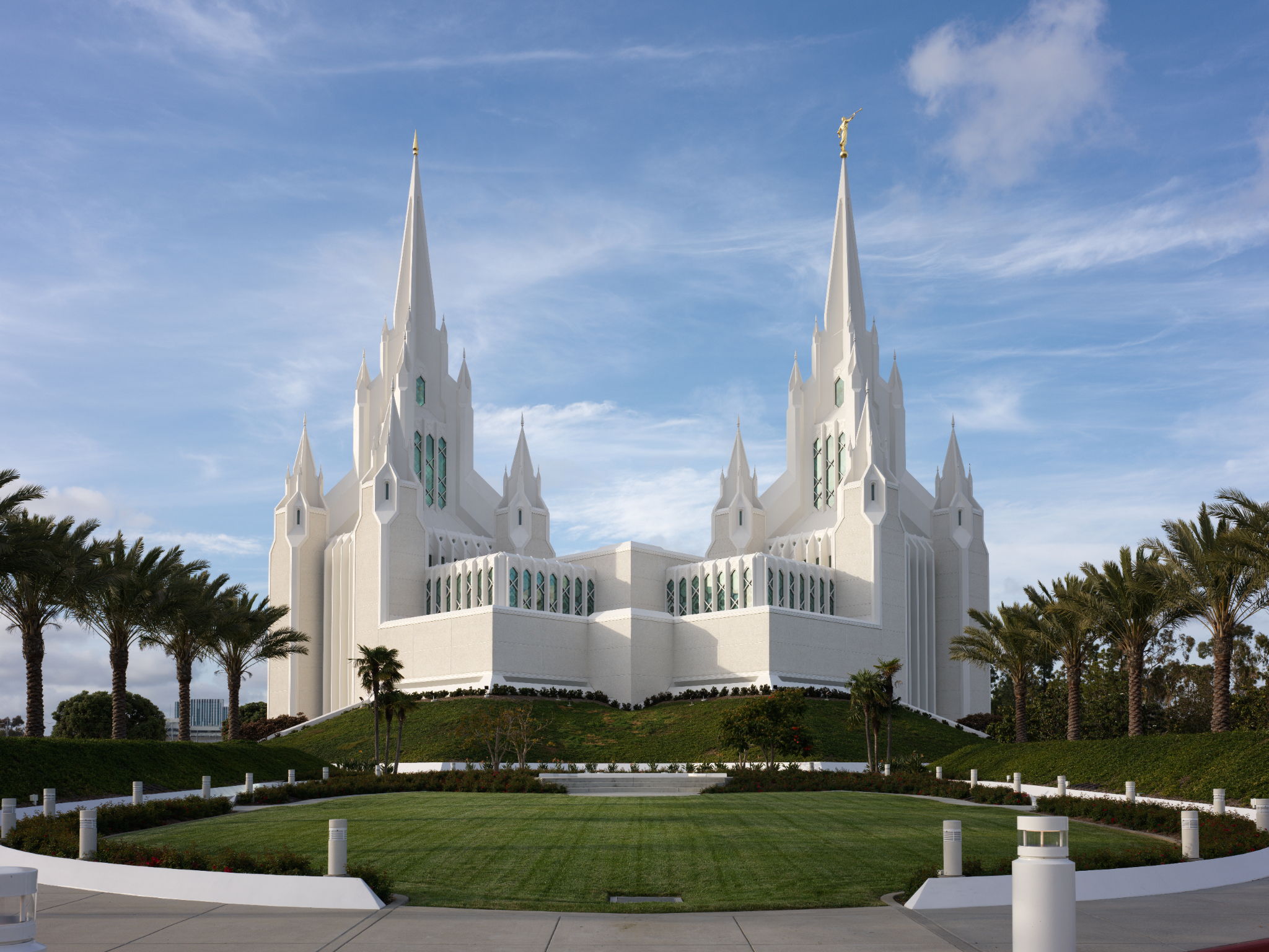 Open house begins for renovated San Diego California Temple 