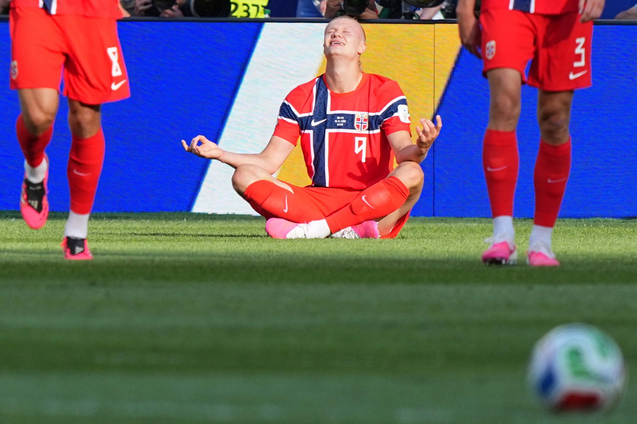 Erling Haaland scores twice in World Cup debut as Norway tops Iraq 4-1