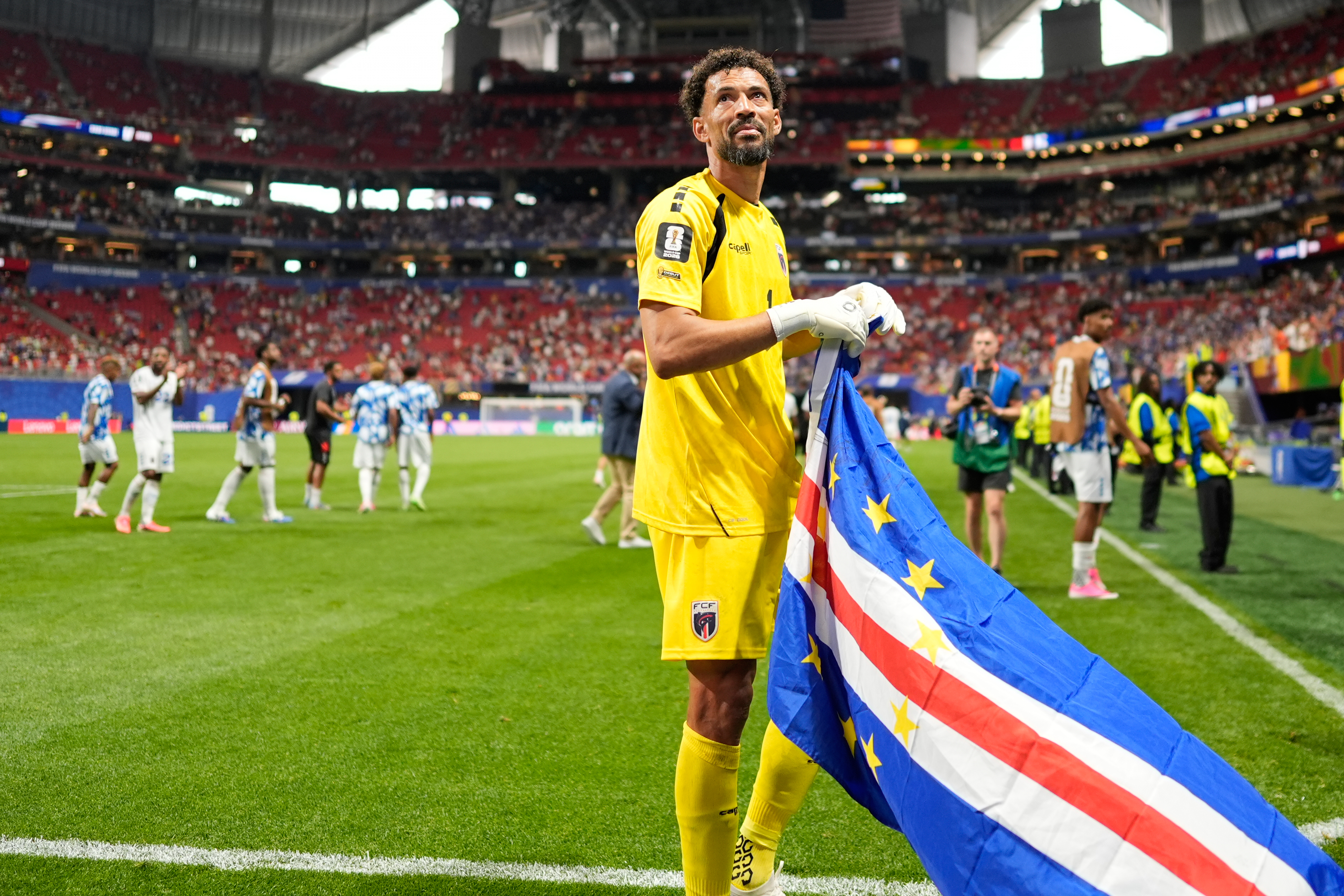 Cape Verde star goalkeeper Vozinha's mother gets visa to attend next World Cup match