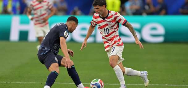 Christian Pulisic still training separately, increasing concern for the US at the World Cup