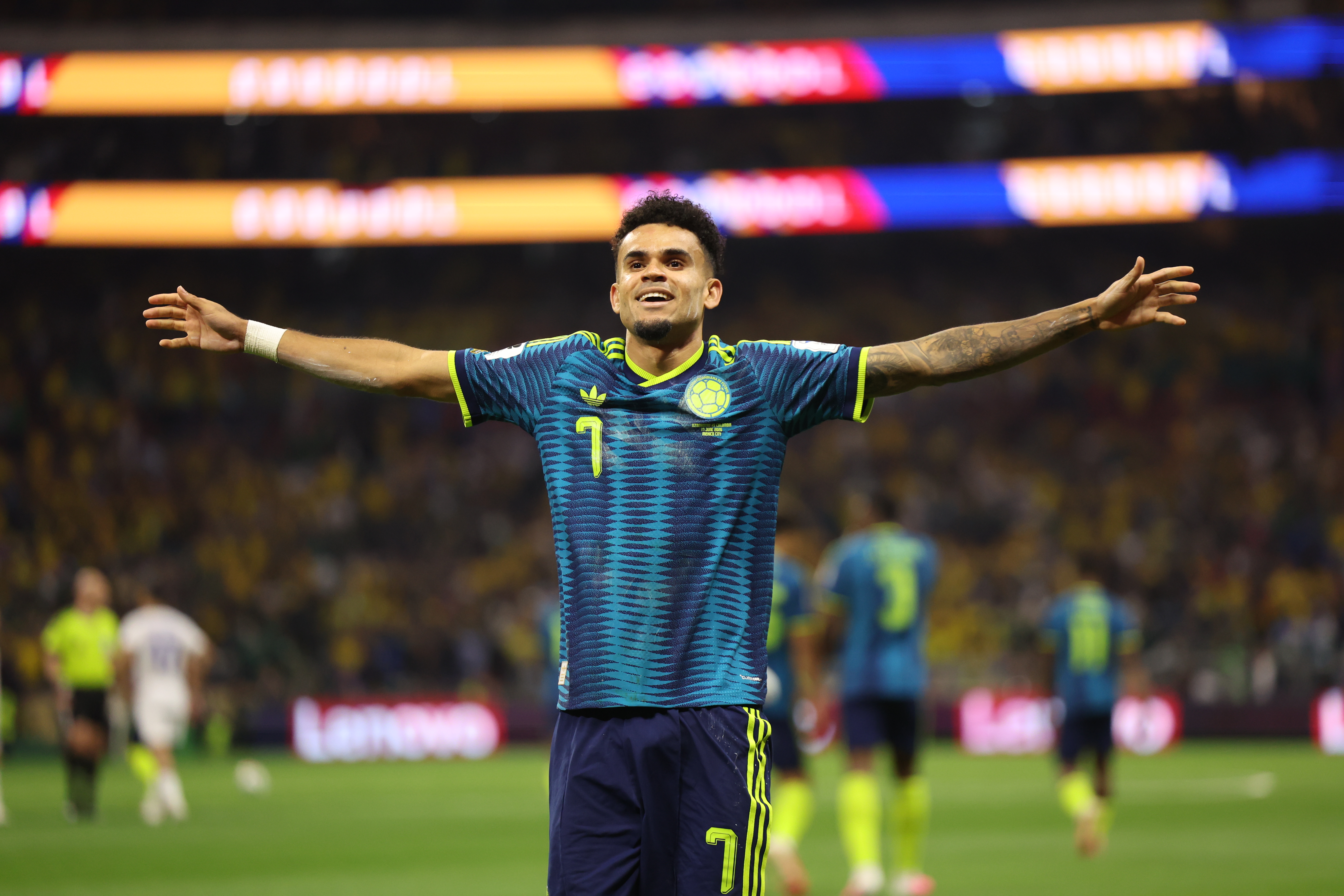 Colombia's Luis Díaz stars in World Cup debut, less than 3 years after his parents' kidnapping