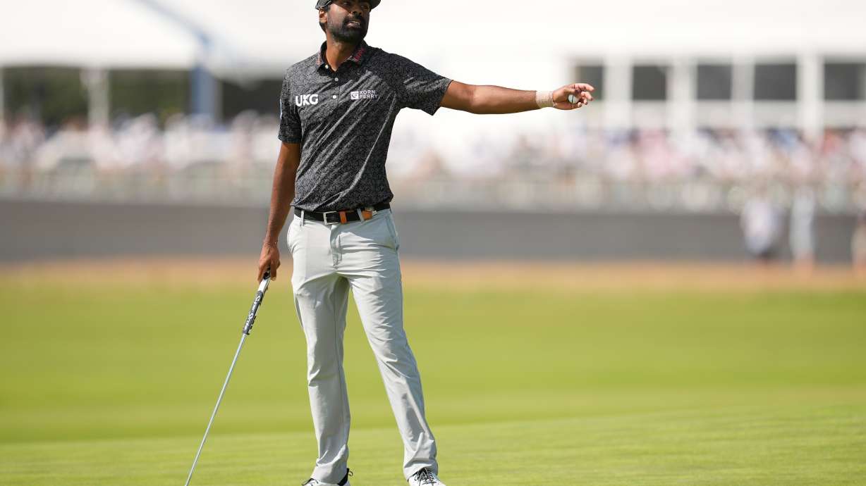 Sahith Theegala reacts after missing a putt on the fourth hole during the third round of the U.S. Open golf tournament at Shinnecock Hills Golf Club in Southampton, N.Y., Saturday, June 20, 2026.