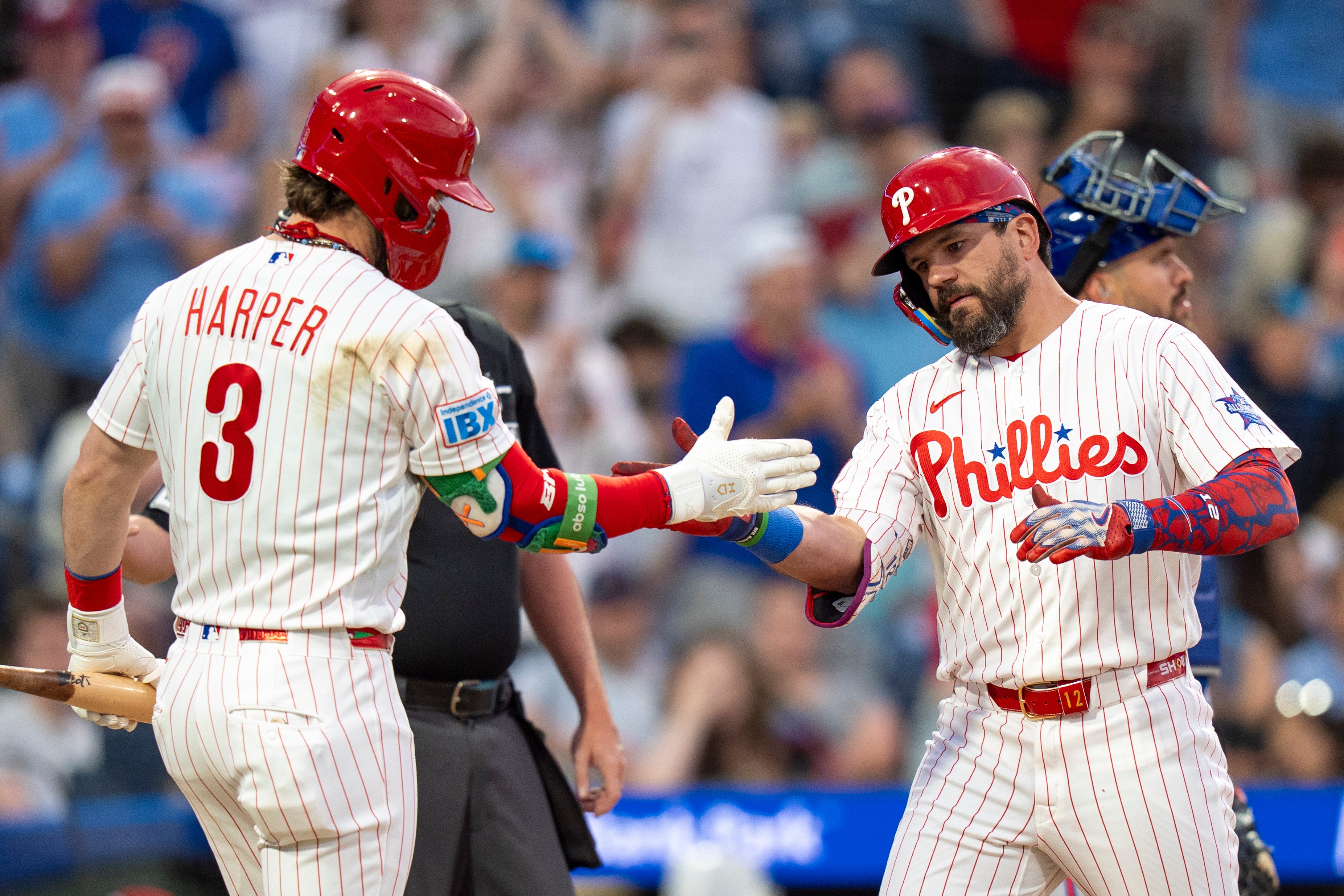 Phantastic performances: Phillies' Schwarber homers twice in inning, Harper hits for cycle vs Mets